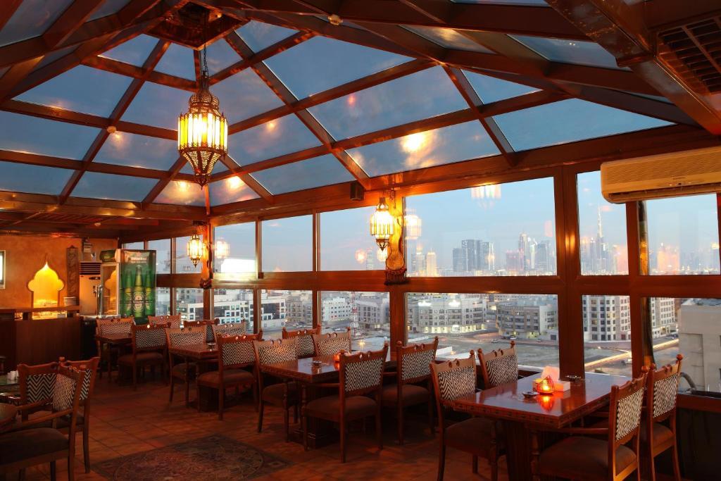 Sea View Hotel Дубай Экстерьер фото